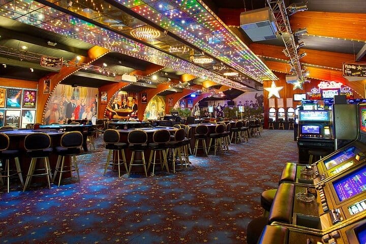 choose from over 16 casinos on the island