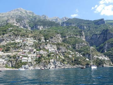 Positano Essentials: From Village Streets to Ancient Treasures