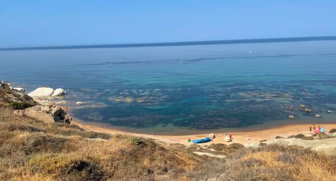 Southern Sicily Wild Beaches & White Cliffs Expedition 4