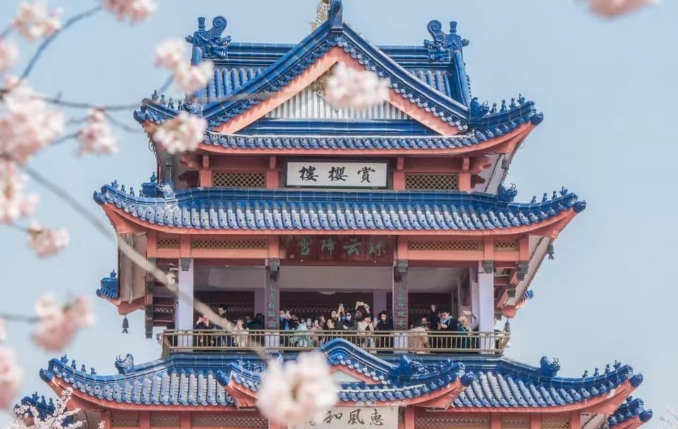 Taihu Lake Ferry Tour and Taihu Fairy Isle Experience