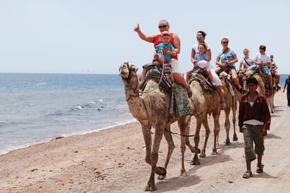 Salama Colored Canyon & Blue Hole Safari