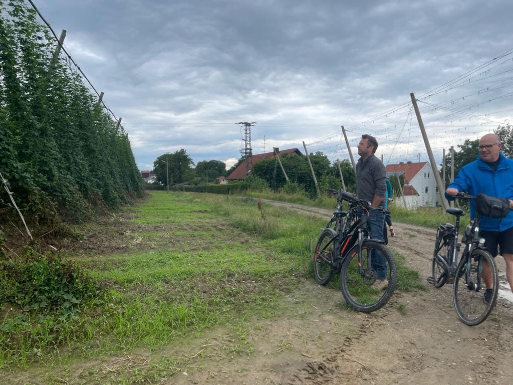 Hopfenradelrunde mit Hopfenbauer