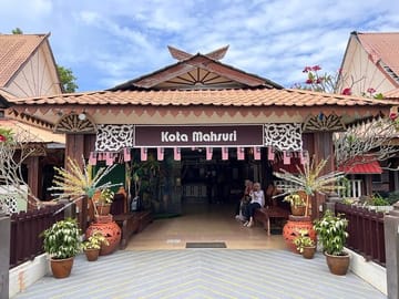 Mahsuri’s Tomb Cultural Village Plus Kilim Geo Park Mangrove Tour