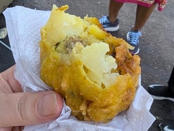 Street Food and Cultural Walking Tour in Cartagena