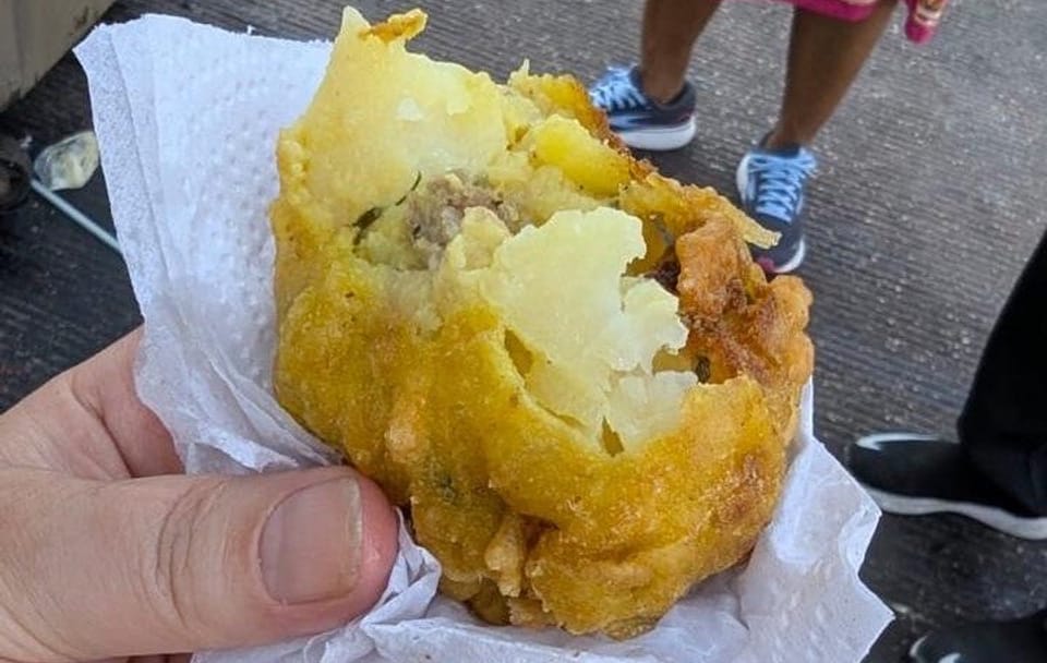 Street Food and Cultural Walking Tour in Cartagena