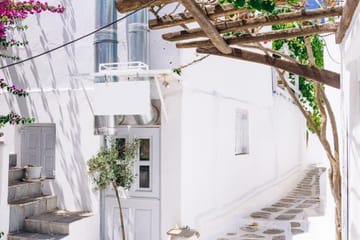 Island Hopping, Summer on the Greek Islands: Mykonos, Santorini, Crete