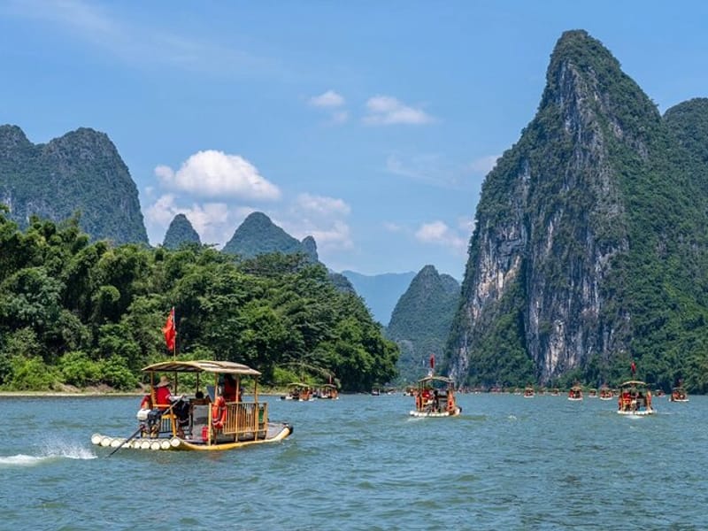 8-Day Guilin Yangshuo Guizhou and Zhaoxing Relaxation Tour