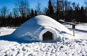 Building a Snow Igloo from Kemi - Kemi