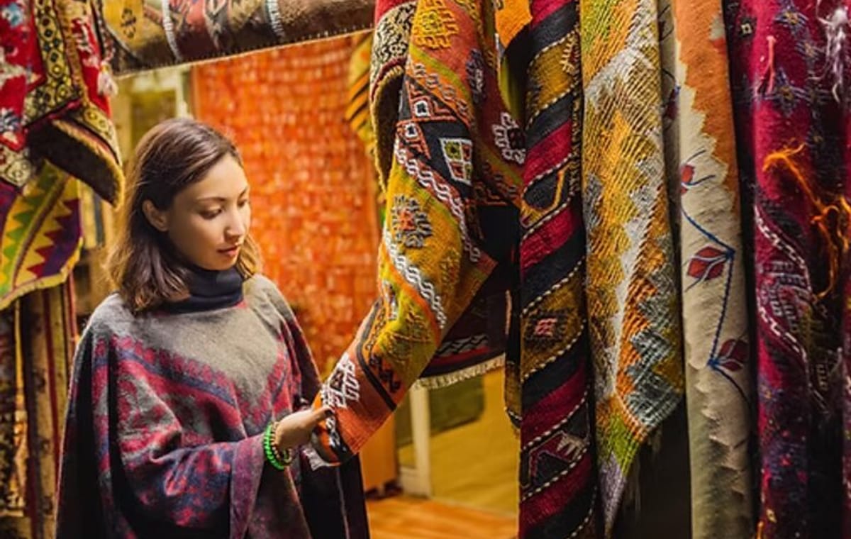 Private Carpet Shopping Tour in Istanbul Bazaars