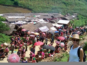 SAPA BY BUS 2D1N NIGHT BAC HA MARKET (OVERNIGHT IN HOTEL, ONLY SATURDAY)