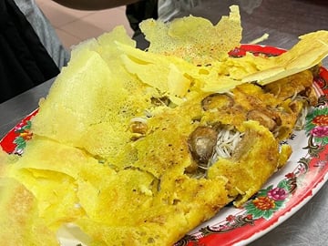 Top Notch Street Food Motorbike Tour In Ho Chi Minh City