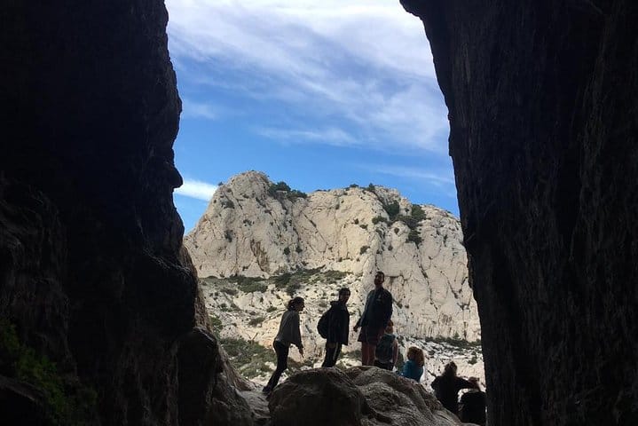 Panoramic Hiking on Marseille from Les Calanques 7