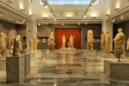 Knossos Palace, Archaeological Museum & Heraklion City