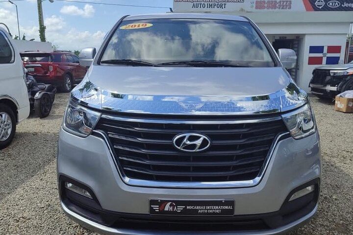 Private Sedan roundtrip- Puntacana airport to bávaro & Puntacana