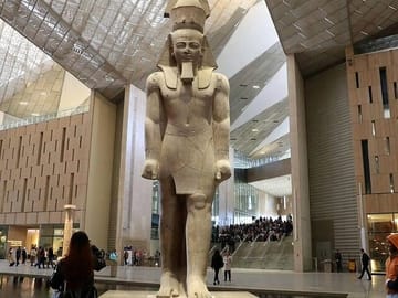 Hurghada to Cairo Small Group Tour GEM and Giza Pyramids