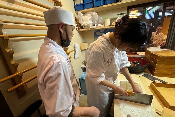 Making and Tasting Japanese Soba Session in Tokyo