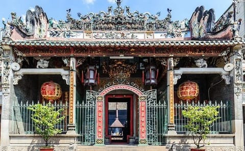 Saigon City Tour – Half Day