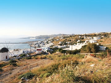 9-Day Greece Tour: Athens, Delphi, Meteora, Mykonos, Santorini