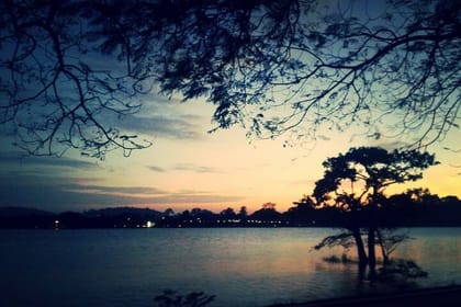 Athugala and Silver Temple Tour from Anuradhapura