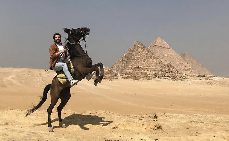 Private Day Tour to Pyramids of Giza and the Sphinx
