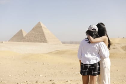 Half Day Tour to Giza Pyramids with Camel Ride & Lunch