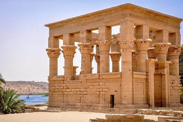 Aswan City Tour: Philae Temple and High Dam Exploration