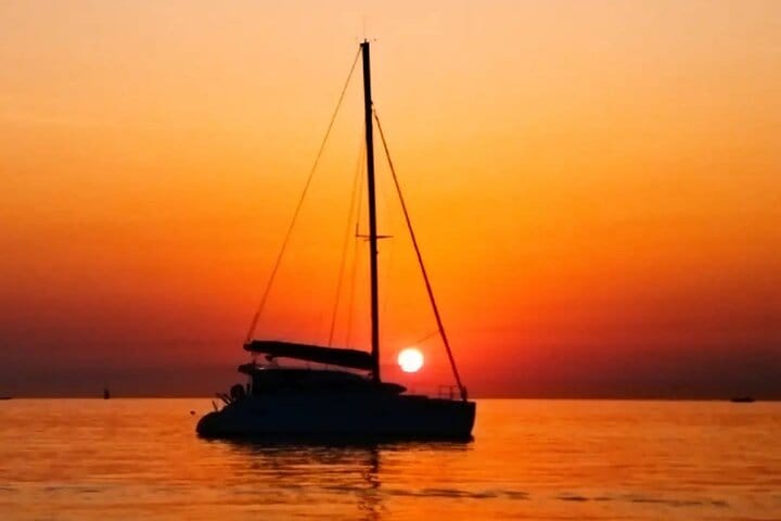Luxury Kendwa Sunset Cruise Private Catamaran with Wine and Snack 2