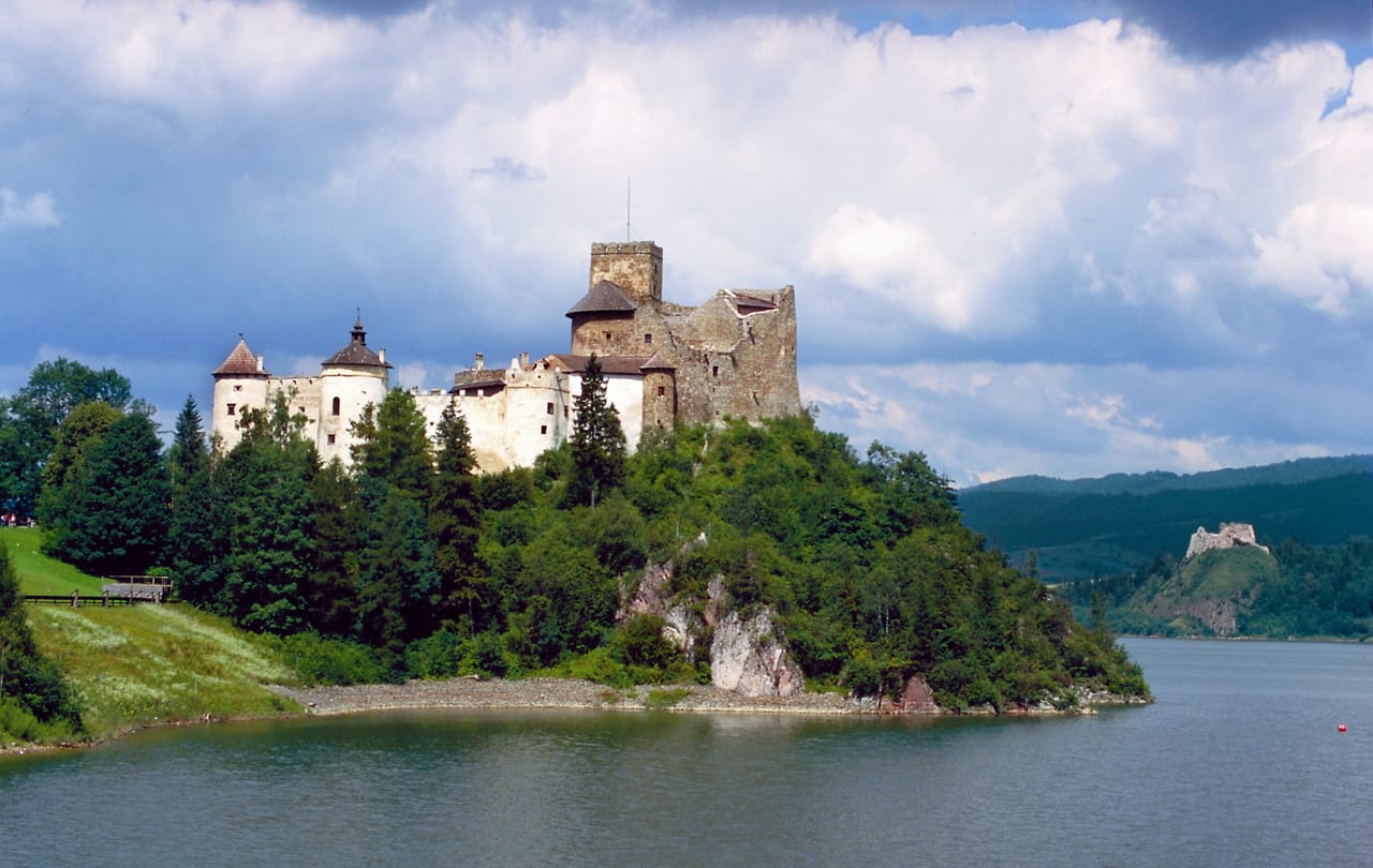 Dunajec River Gorge (River Rafting) from Krakow 10