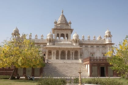 Jodhpur to Jaipur via Sand Dune Cities of Jaisalmer & Bikaner