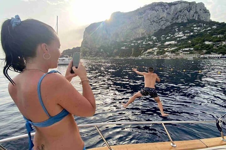 Shared 4 Hours Afternoon Capri Boat Tour: Blue Grotto & Swim  4