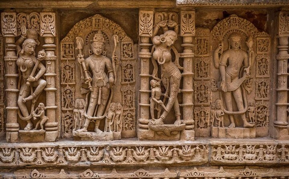 Cultural and Historical Tour of Ahmedabad, Dasada, and Dholavira