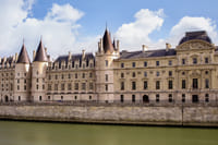 Private Paris Sightseeing City Tour by Minivan 7
