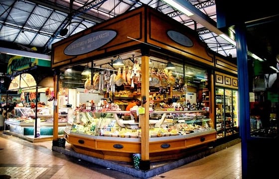 Florence Food Walking Tour with Tastings and Wine