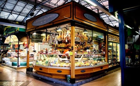 Culinary Walking Tour with Tastings in Florence