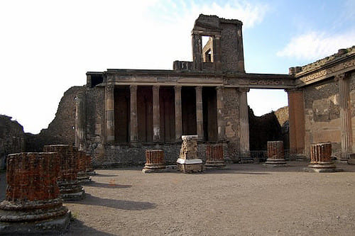 Semi private half day in Pompeii from Rome extraordinary afternoon opening 3