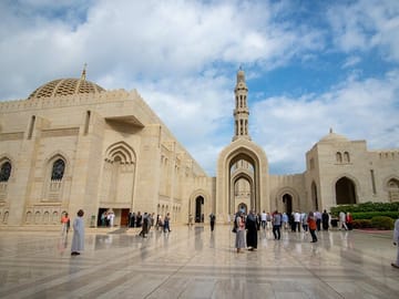 5-Day Private Tour of Oman from Muscat with Desert Camp