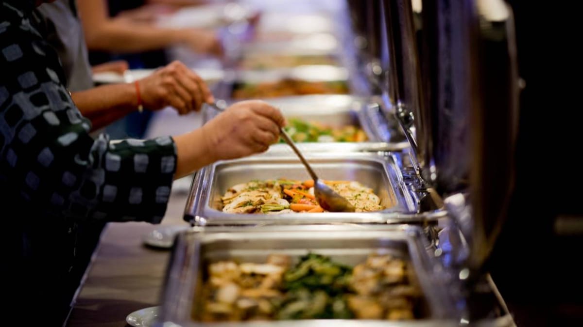 Dubai Dazzle Package – Sky View – AYA Universe – Luxury Dinner Cruise – Day For Your Memory