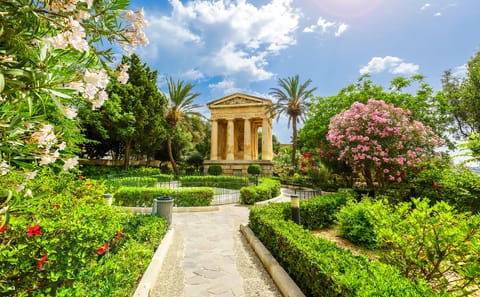 Private Chauffeur Service for Valletta Island Exploration