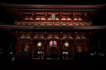 Asakusa Night Evening Walking Tour with English-Speaking Guide