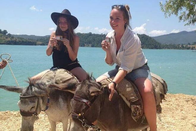 Side: Village Tour and Green Lake Cruise Combo Tour 3