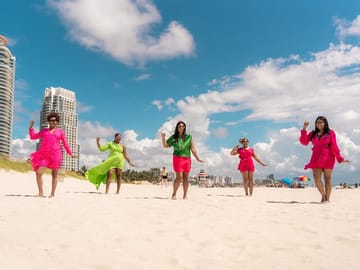 Professional Photo Shoot Experience in Miami Beach