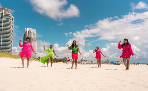Professional Photo Shoot Experience in Miami Beach