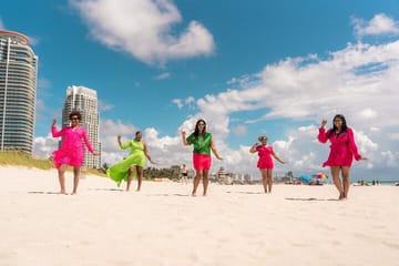 Professional Photo Shoot Experience in Miami Beach