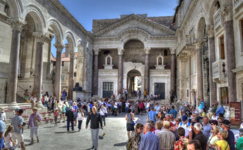 Private Culinary Tour of Split with Wine and Olive Oil Tastings