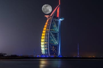 6 nights 7 days Dubai holiday package in 4 star hotel