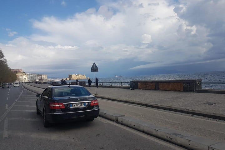 Private Transfer: Naples Hotel, Airport,Train Station to Sorrento 7