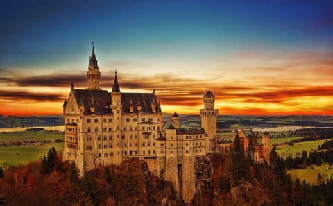 Neuschwanstein and Linderhof Palace Day Trip from Munich