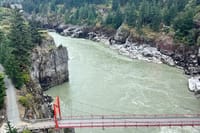 Fraser Canyon Day Tour Falls, Tunnels and Hell Gate 2