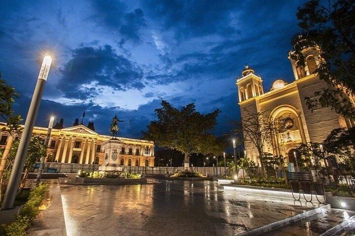 Private Arrival Transfer – El Salvador International Airport to Decameron Hotel