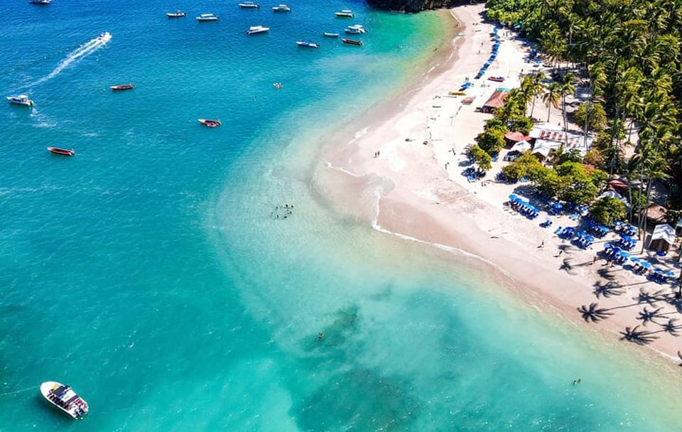 Visit Tortuga Island with Lunch from San José